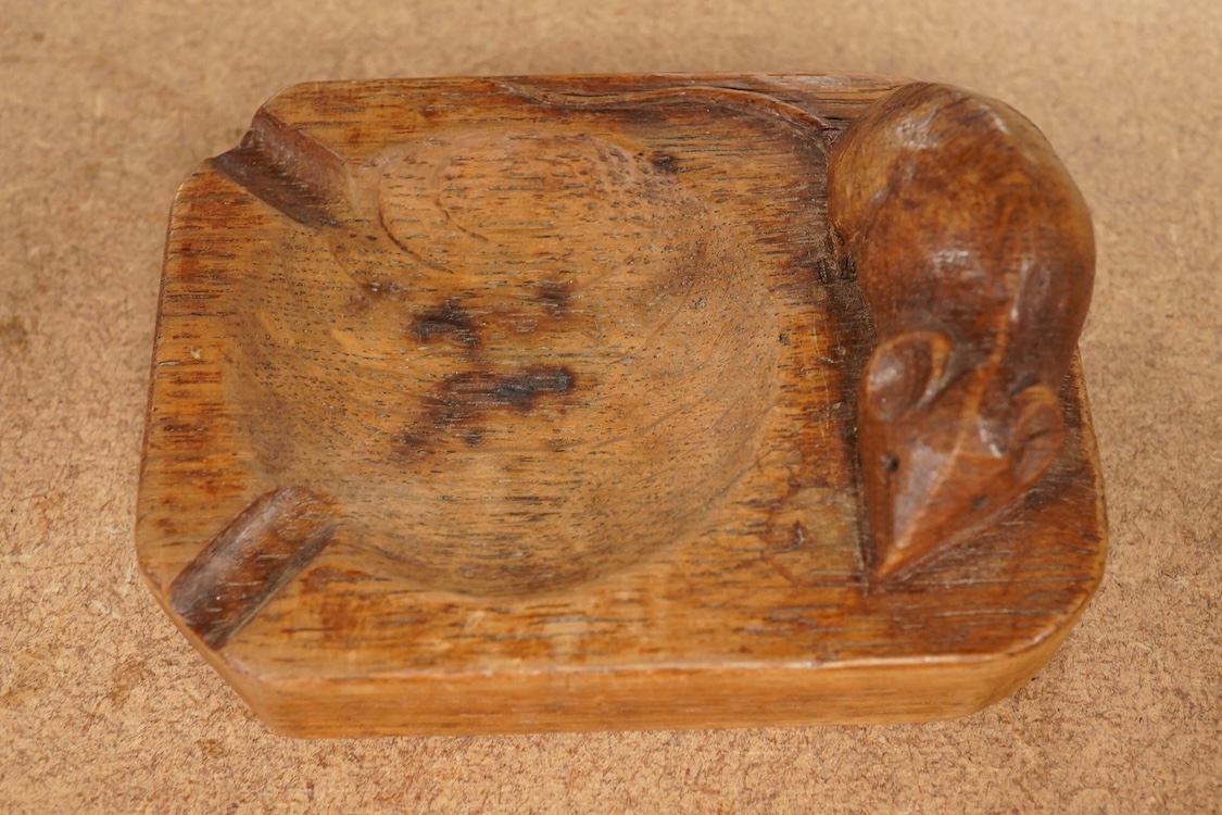 A Robert Thompson 'Mouseman' ashtray, 10cm wide